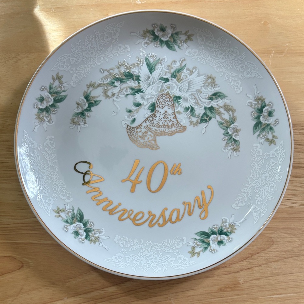 ✨ Vintage Lefton China 40th Anniversary Collector Plate – 10” ✨